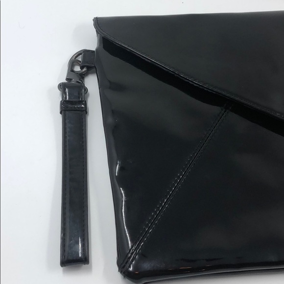 🛼Kirna Zabete Red KISS Large Clutch 14x8 inches - Picture 7 of 12